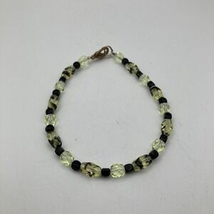 Vtg Bracelet / Faceted Czech Vaseline Uranium & Black Glass Beads / 8.25" 21 cm